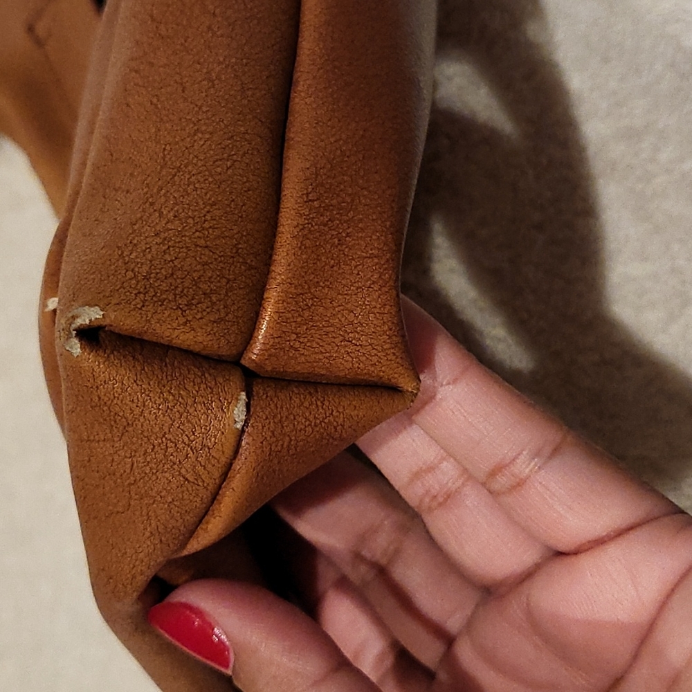 Used American Thread crossbody - Picture 7 of 7